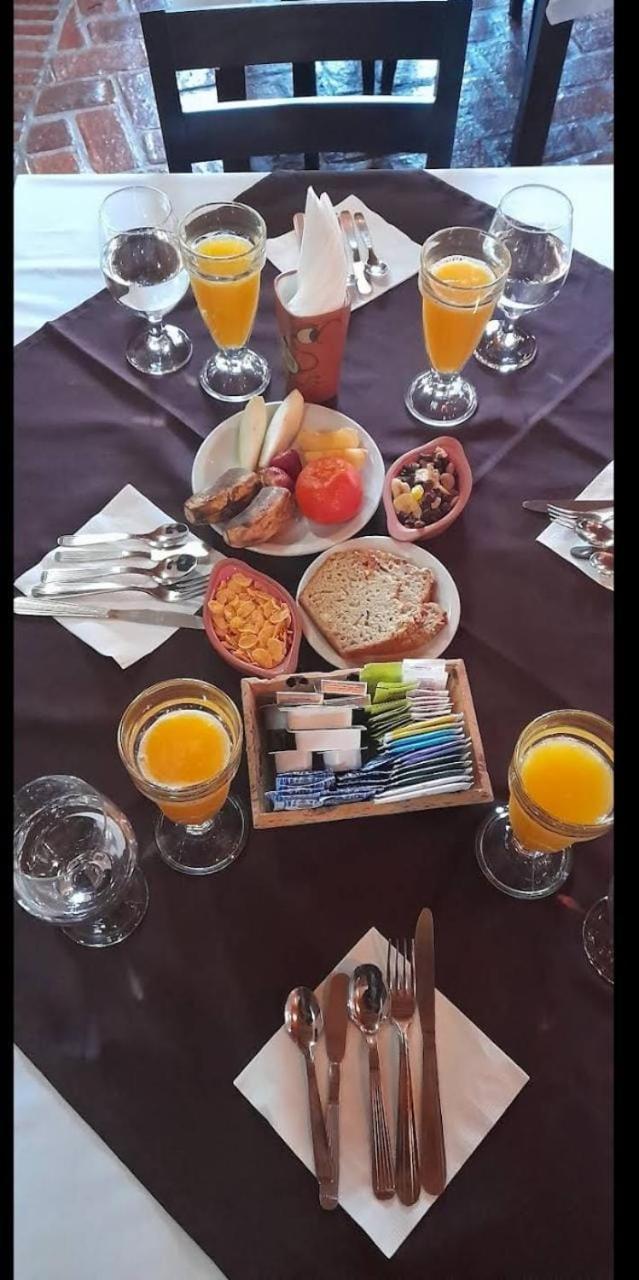 Hosteria Aguas Coloradas 普尔马马尔卡 外观 照片